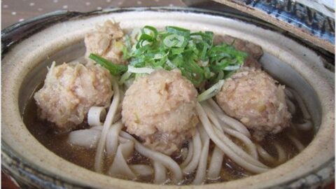 とりつくねで、年越しもちむぎ麺